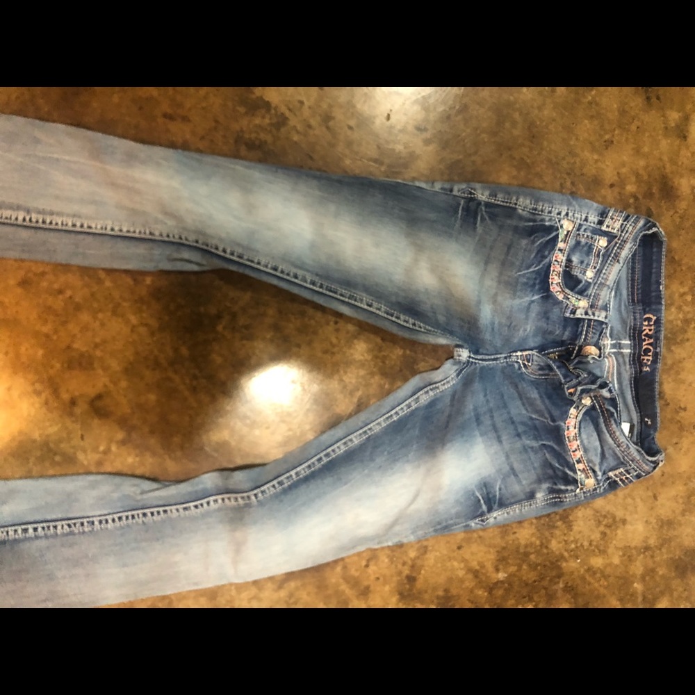 Grace Jeans - Picture 2 of 2